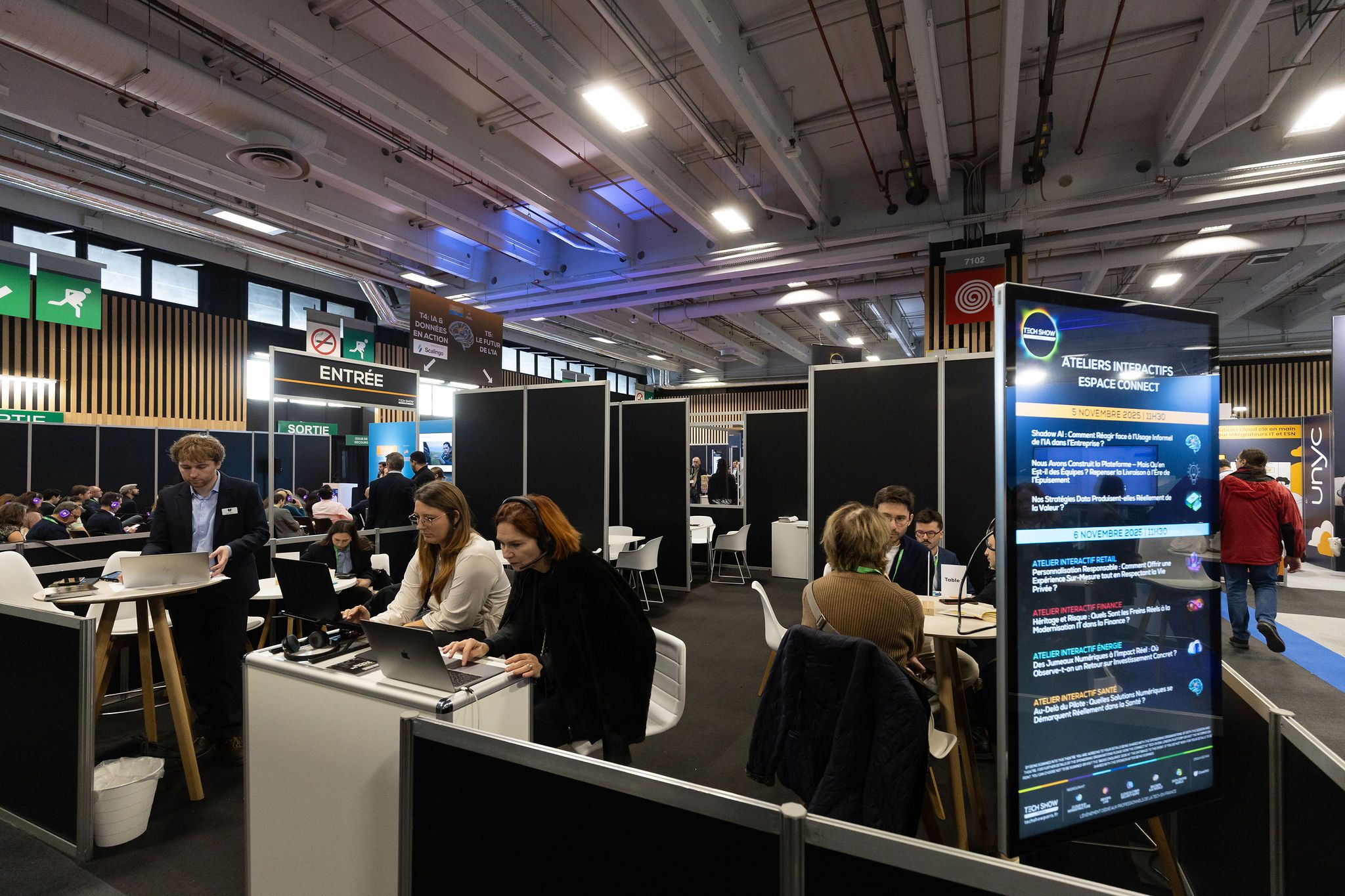 Espace coworking au Tech Show Paris 2025