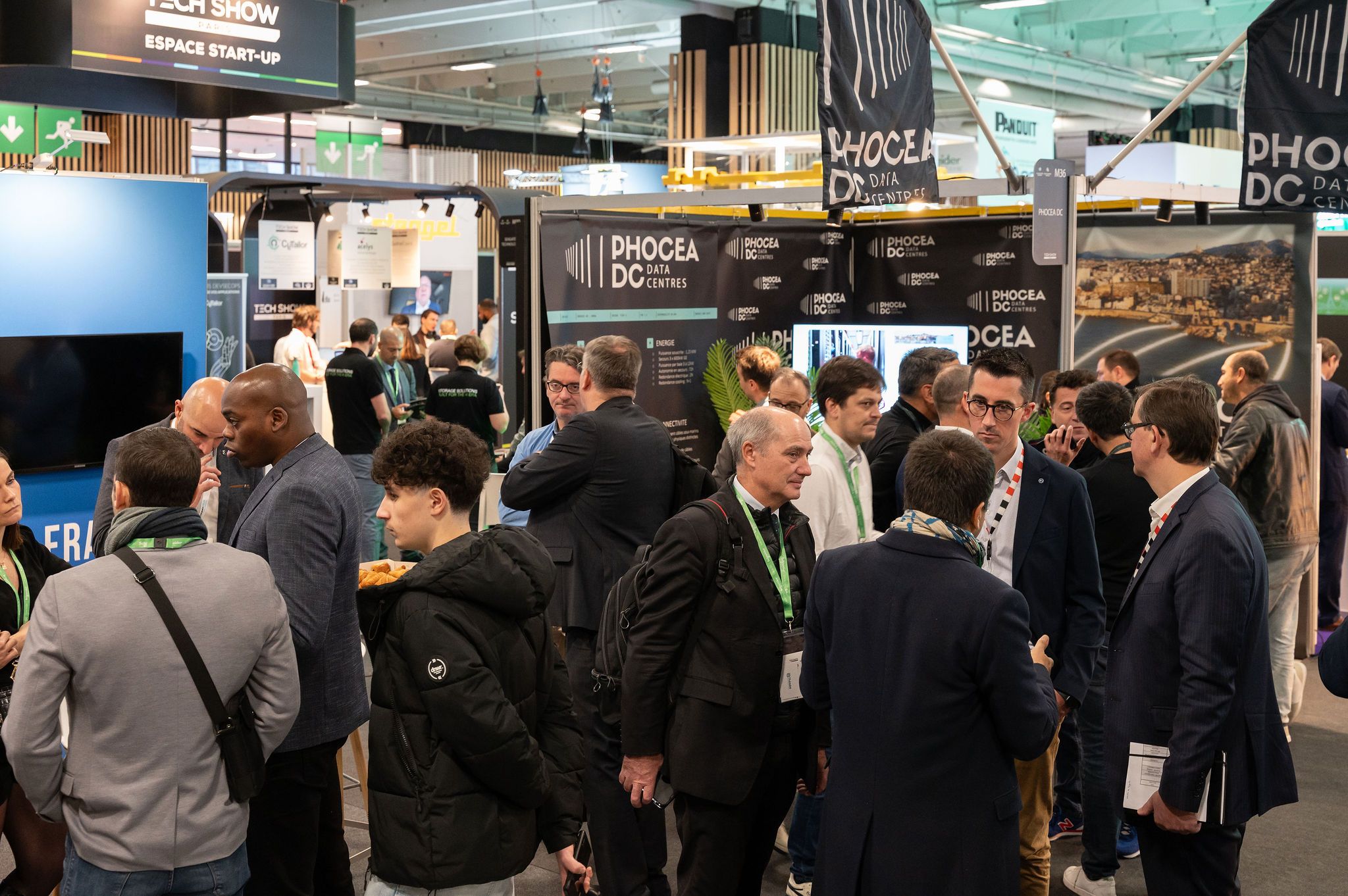 + 275 exposants tech