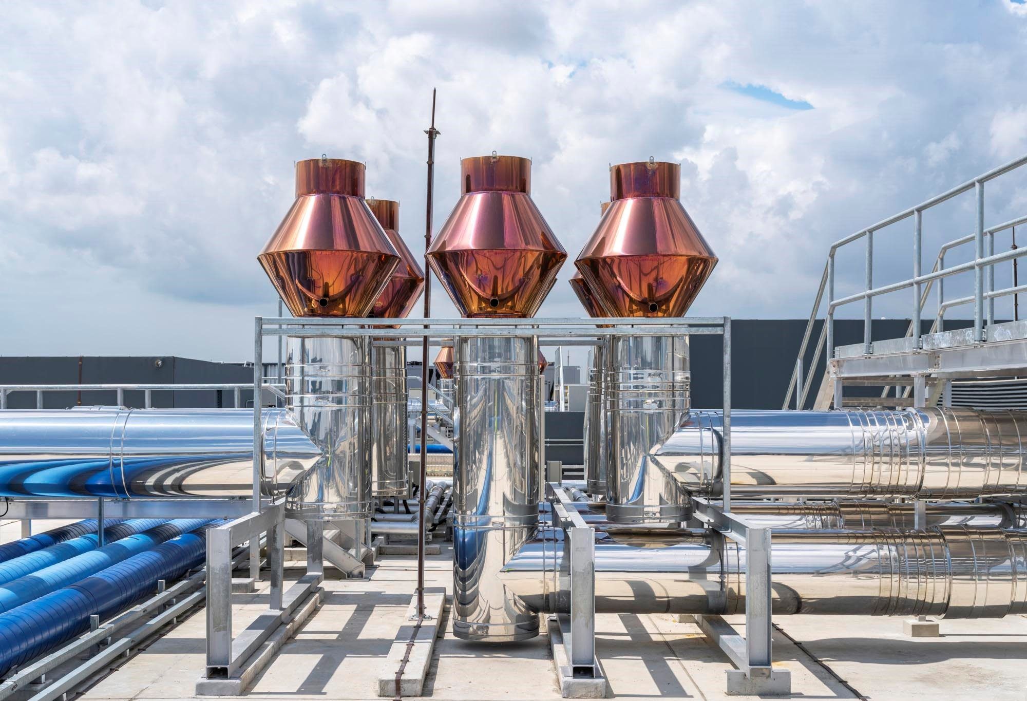 Expanding Horizons: Jeremias Showcases Global Success of DataFlue System at DC ASIA 2025