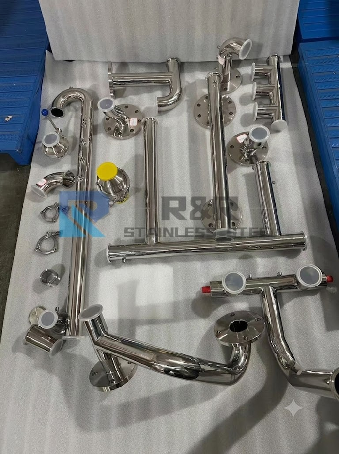 Precision Meets Scale: RR STEEL Unveils Custom Liquid-Cooling Manifolds & Pipe Fittings at Data Centre World Asia