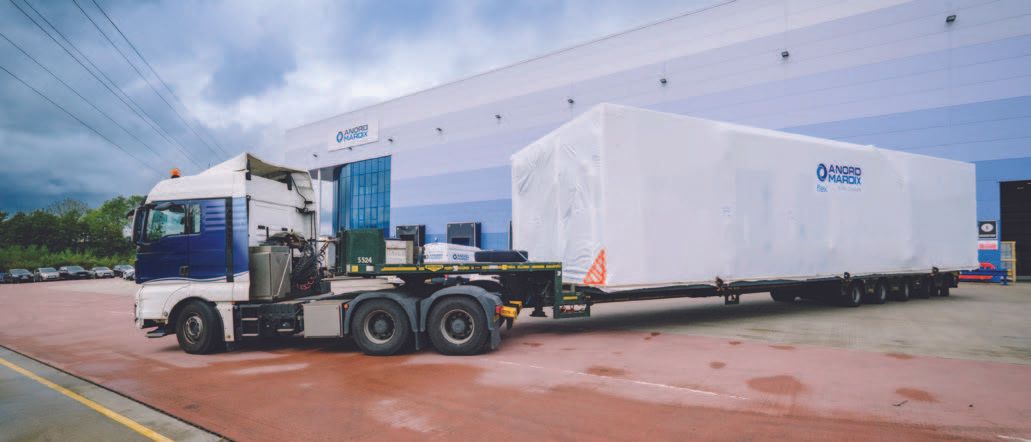 Modular power pods and skids for data centers