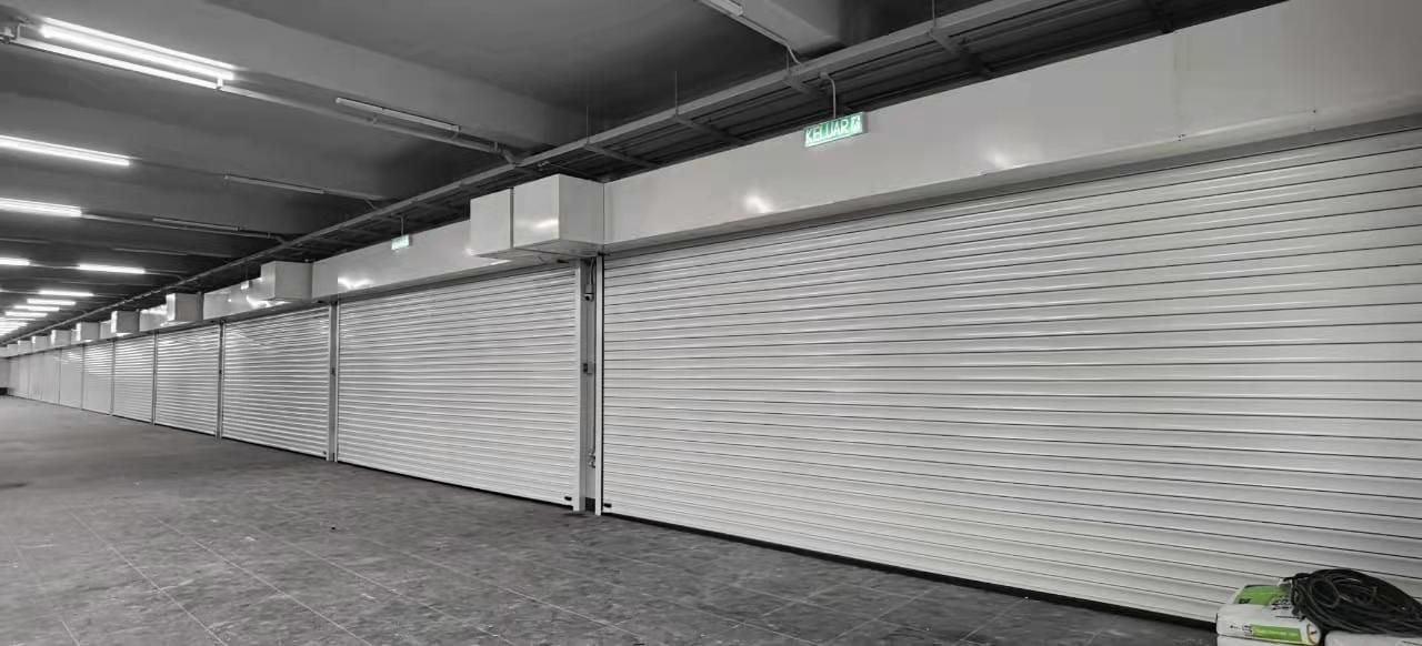 SKB F100DA DOUBLE WALL INSULATED ROLLER SHUTTER