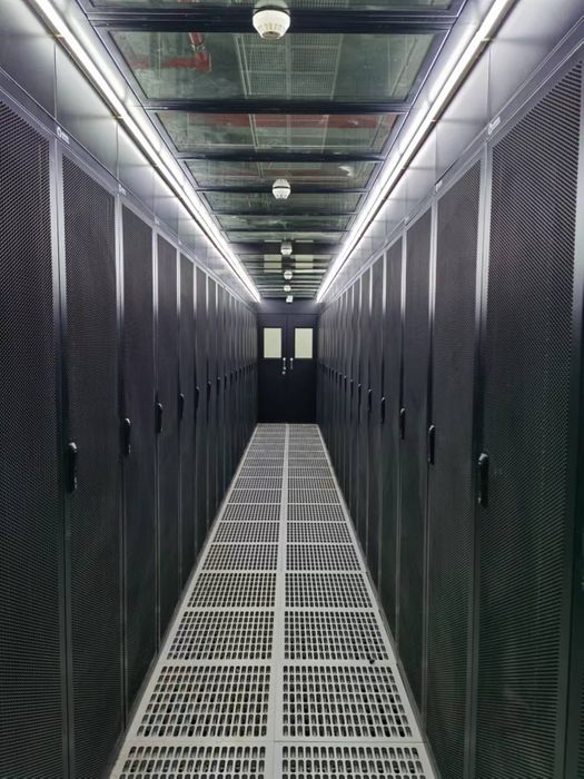 SERVER RACK