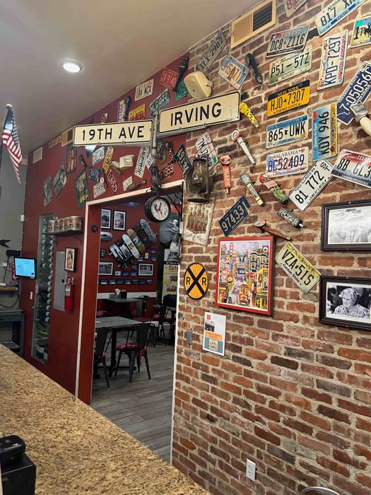 SF Hole In The Wall Pizza photos
