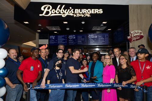 Bobby's Burgers by Bobby Flay Lands at Phoenix International Airport