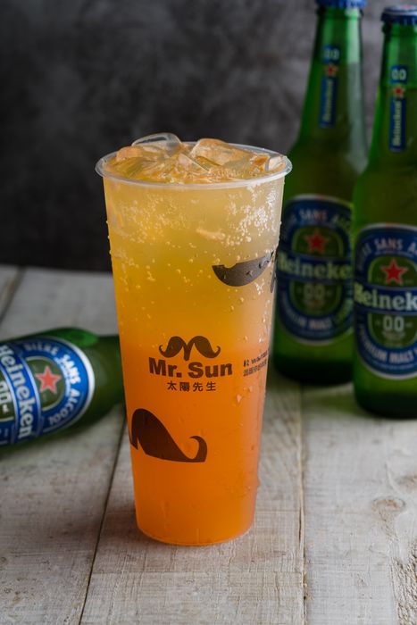 海尼根綠茶 (Mr. Sun Green Tea w/ Non-alcoholic Heineken Beer)