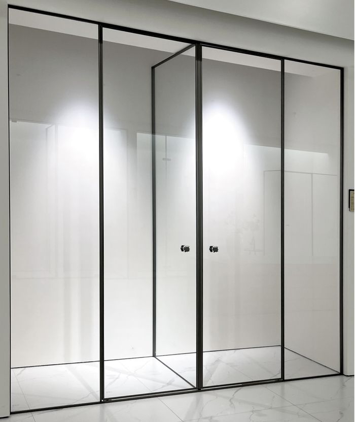 Roman bring new enclosure options to the HIX show floor