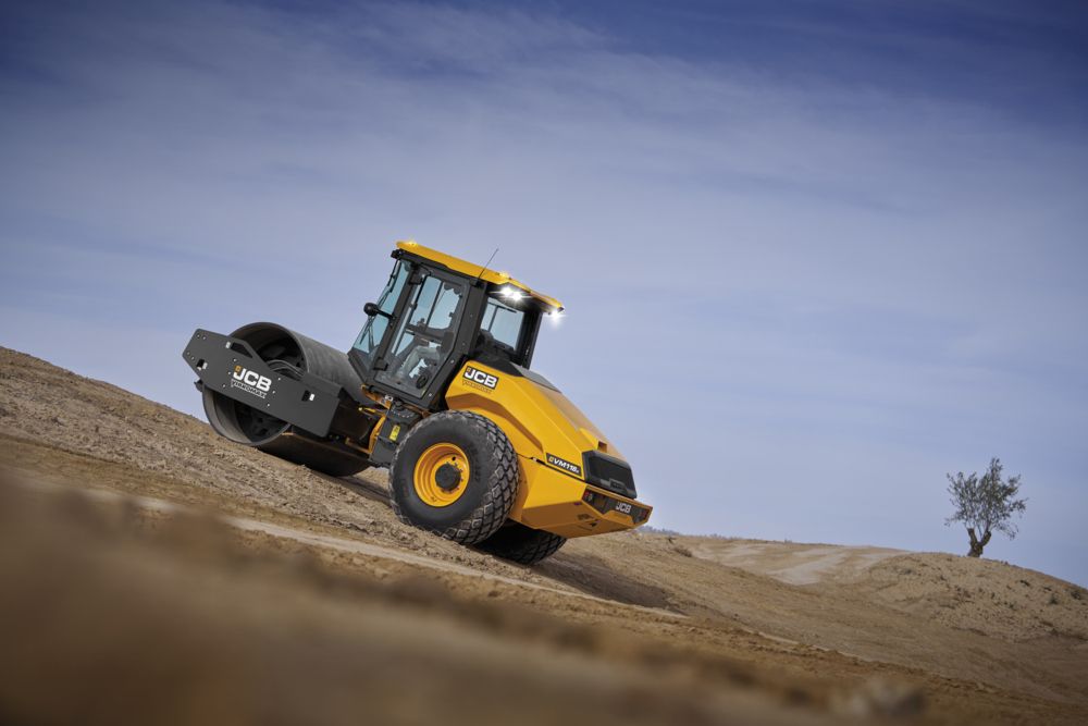 New JCB single drum soil compactor is a world first