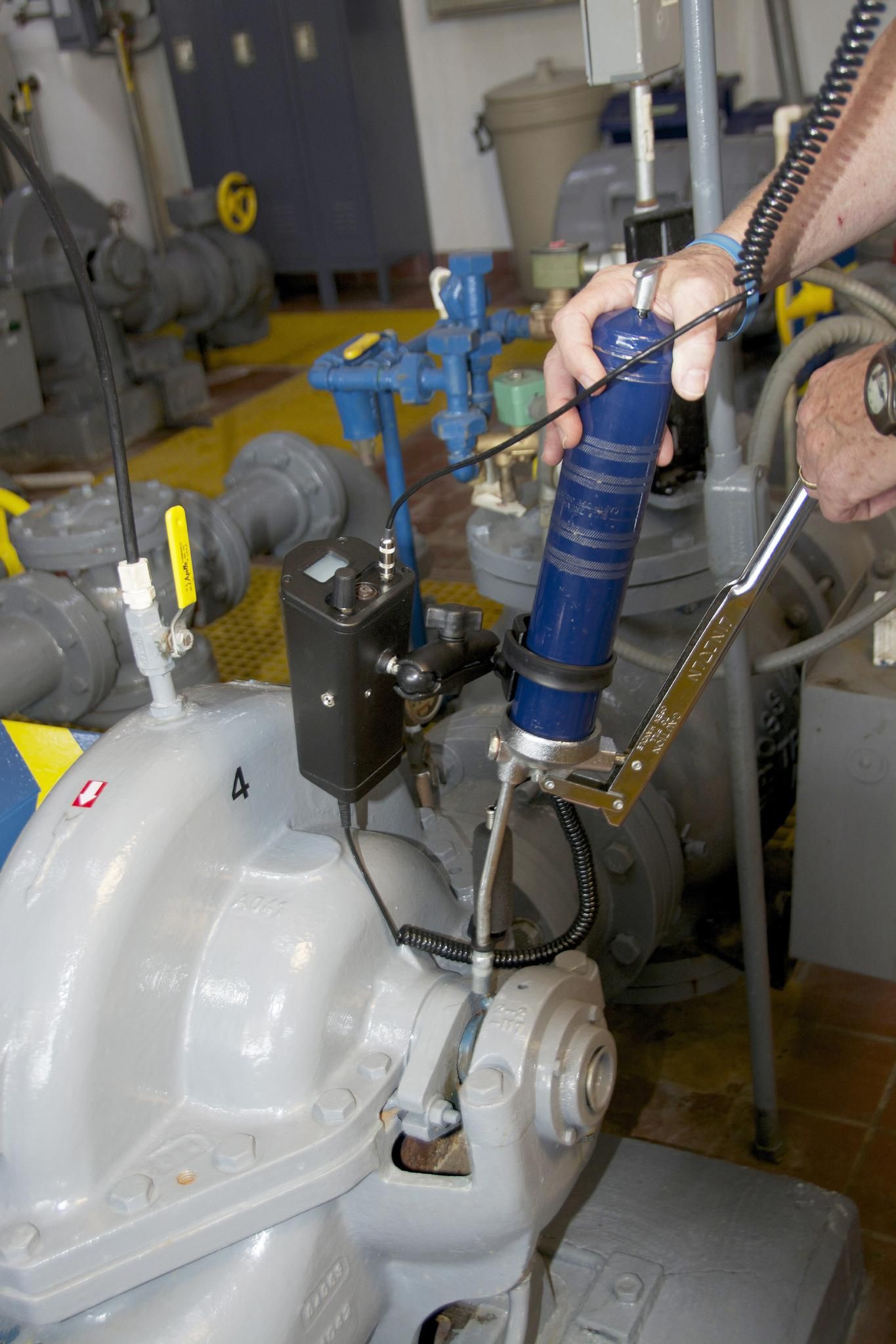 Ultraprobe 401 Digital Grease Caddy Pro Drives & Controls 2022