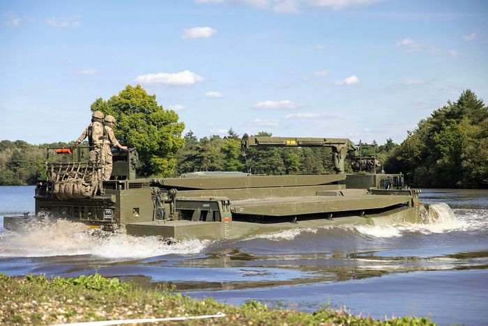 General Dynamics Hands Over A M3 Amphibious Bridge And Ferry System To Sweden