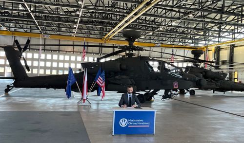 Poland Formally Agrees Massive Purchase Of Apache Helicopters