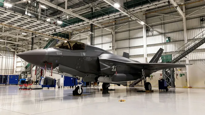 Official reveals UK undertaking a 'classified' Future Force Design Review: Breaking Defense