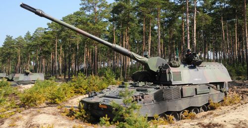 German Army orders ten new PzH 2000 self-propelled howitzers