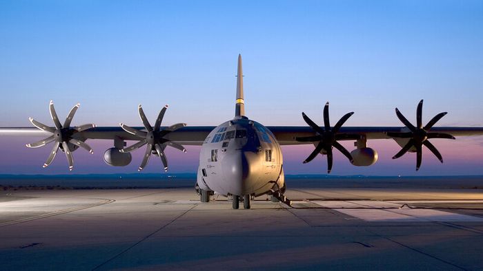 Raytheon Awarded $135 Million Contract for C-130 NP2000 Propeller System