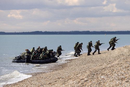 British Commandos train hundreds of Ukrainian Marines in UK programme