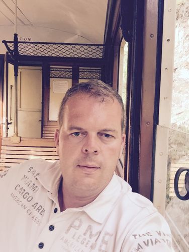 Peter van Overbeek Defence Leaders