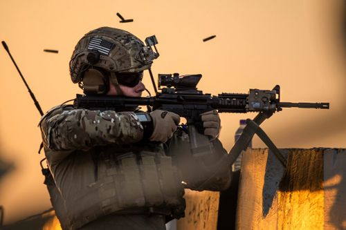 Royal Marine Commandos To Receive New American Rifle