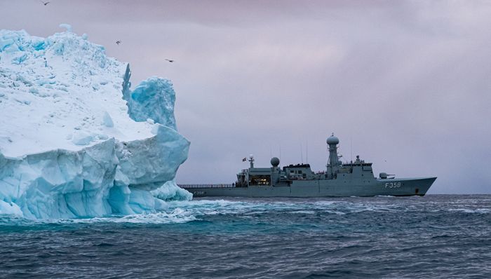Ice Ice Navy – Patrolling Greenland on Denmark’s HDMS Triton
