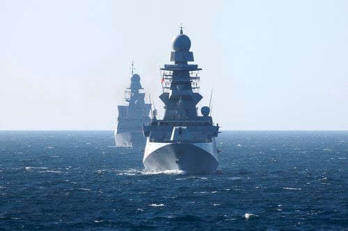 HMS Duncan exercises with French carrier in the Mediterranean