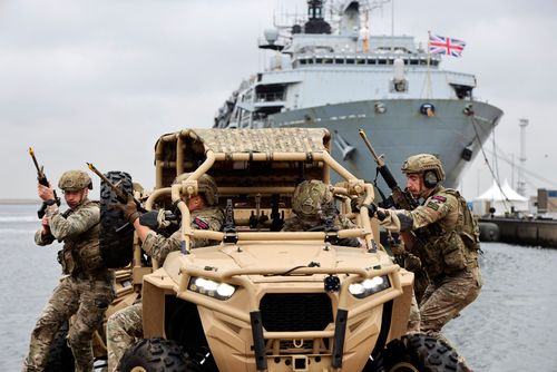 UK and Netherlands to explore opportunities around new ships for amphibious operations