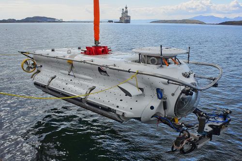 JFD Adapts ROKN Rescue Sub For Moonpool Launch System