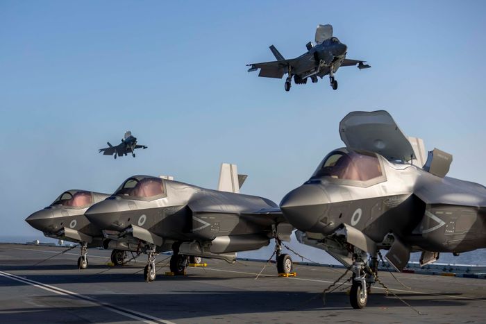 Jets land on HMS Prince of Wales as Carrier Strike Groups starts to assemble