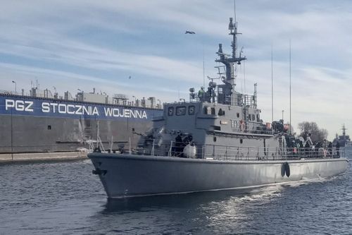 Modernised Polish Minesweeper Begins Sea Trials