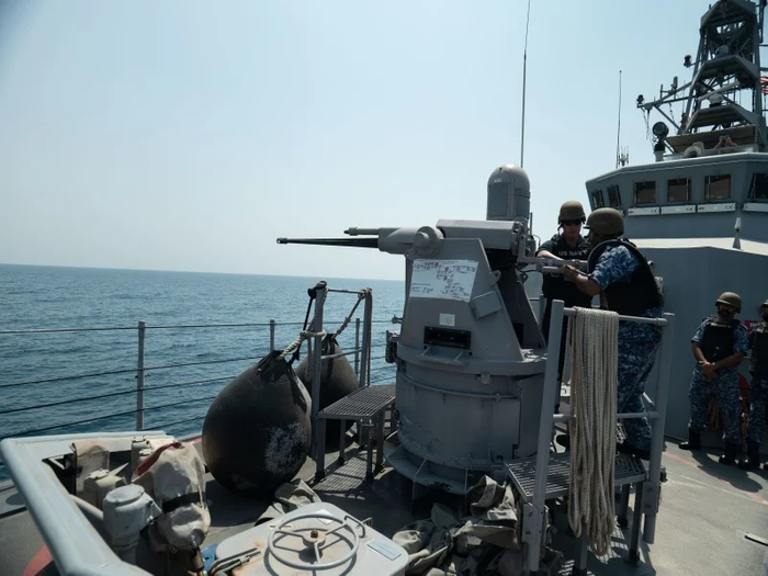 Bahrain, US begin annual naval exercise Neon Defender