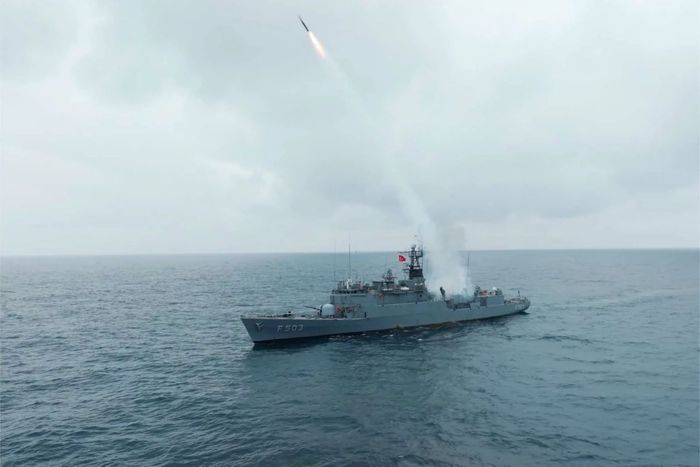 Turkish Navy Hails Successful Air Defence Missile Test