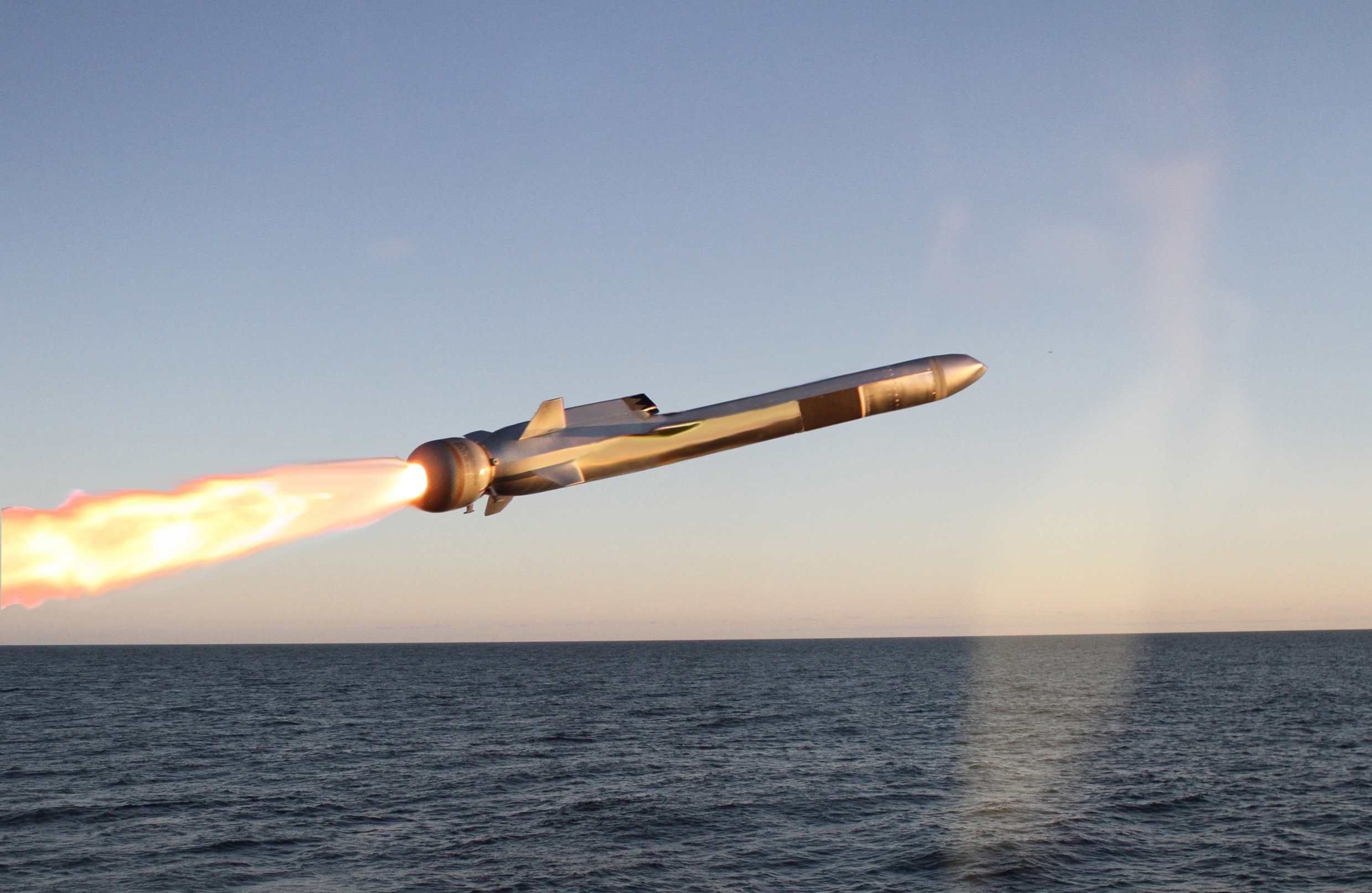 KONGSBERG HAS SIGNED A NAVAL STRIKE MISSILE CONTRACT WITH AUSTRALIA