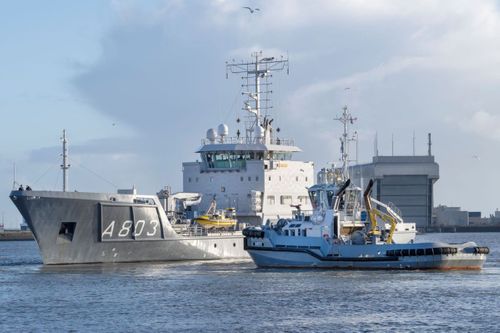 Dutch Ship Takes On NATO Flagship Mine Role