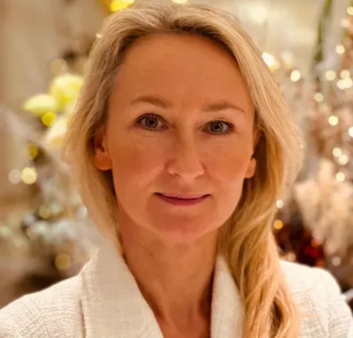 Joanna Kosek - Christofferson Robb and Co