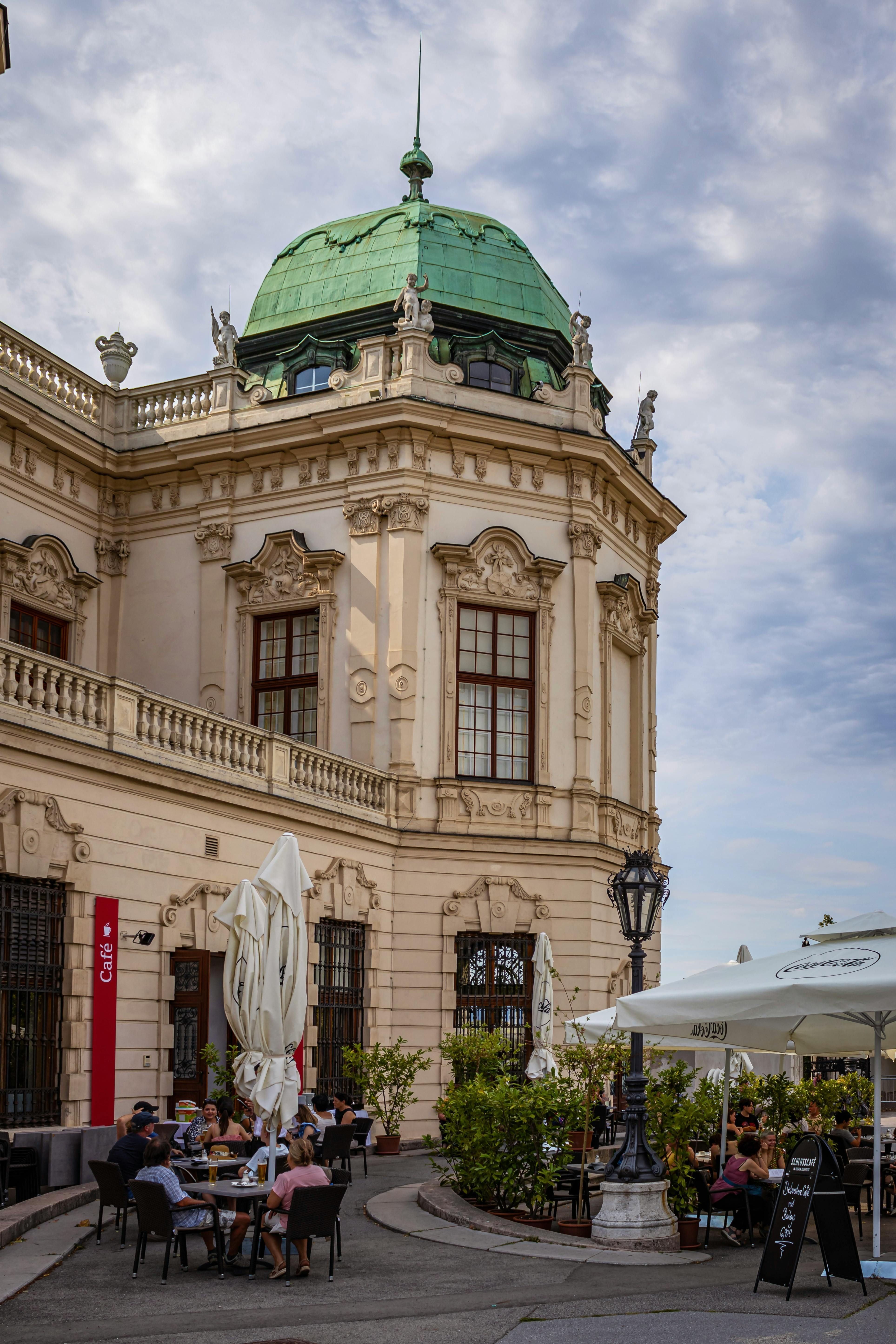 Vienna's Coffee Houses