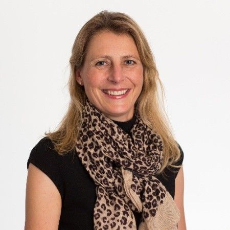 Monica De Vries