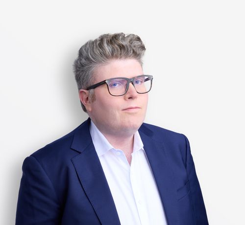 Neil Synnott - IQ-EQ