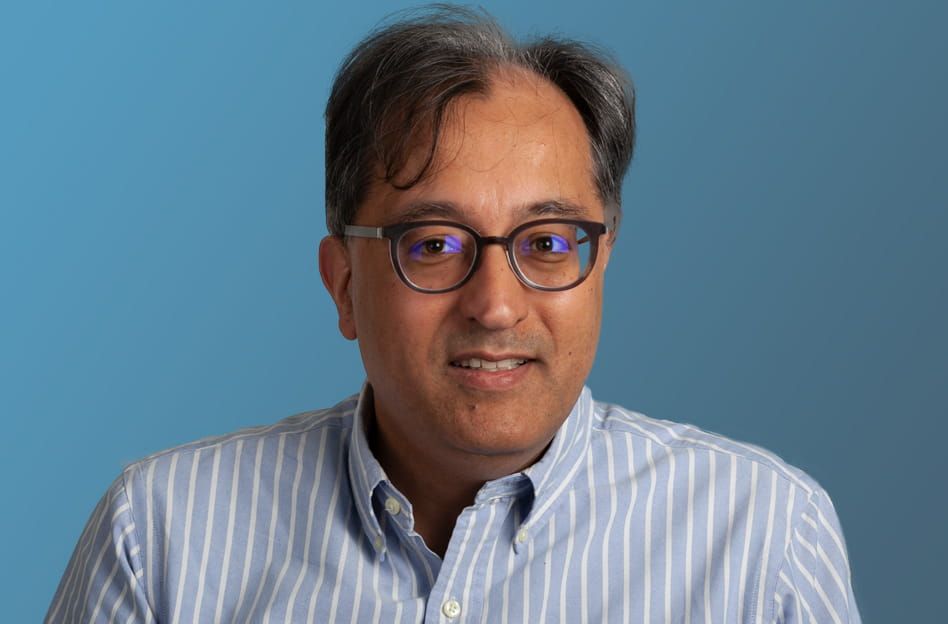 Salim Nathoo - Allen & Overy LLP