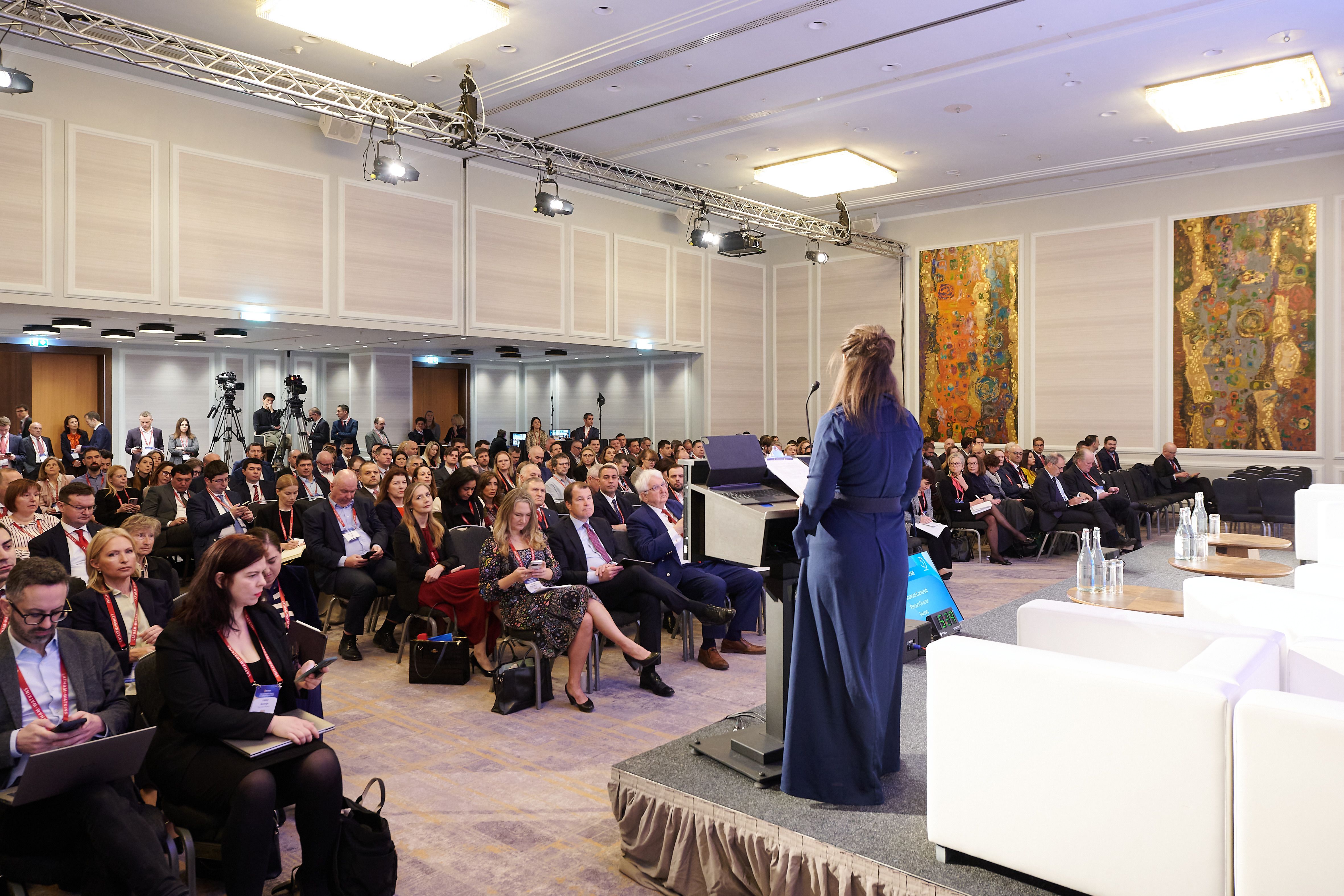 The Central & Eastern European Forum: WHERE CEE MARKETS THRIVE