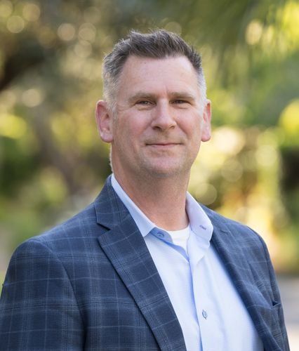 Speaker profile image for Derek Garnier