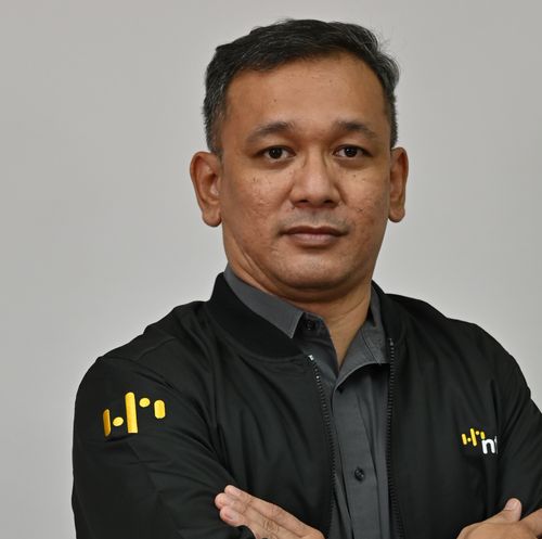 Speaker profile image for Warut Wiwattanawongsa