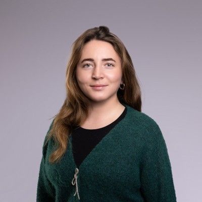 laura