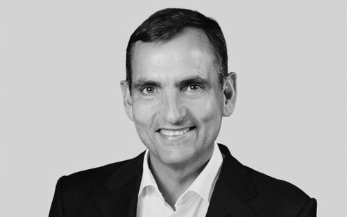 Filip Van Elsen - A&O Shearman