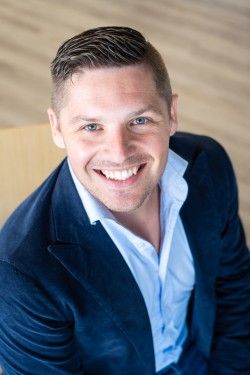 Speaker profile image for Adam Gibson