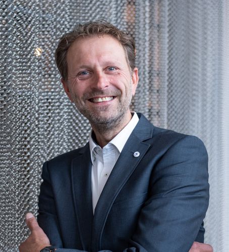 Speaker profile image for Andrew van der Haar