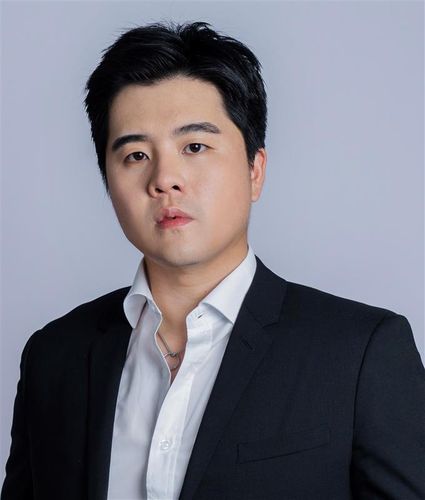 Speaker profile image for Peter Huang