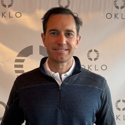 Michael Donohue - Okolo