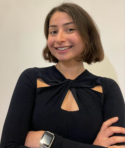 Buse Ozer - Amazon EU
