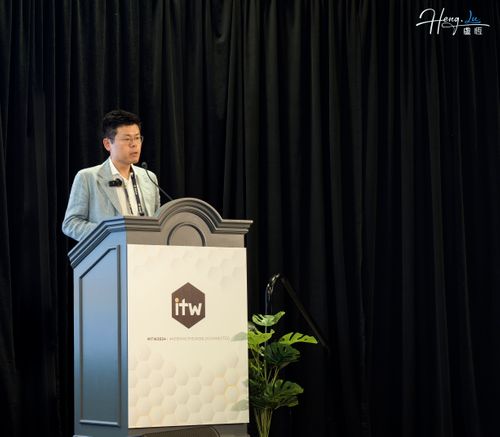 Lu Heng - LARUS