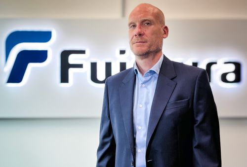 Lee Giles - Fujikura Europe 