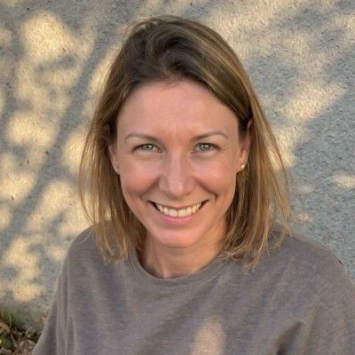 Julie Geraldine - IFC