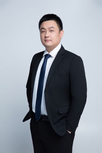 Shiyang Li